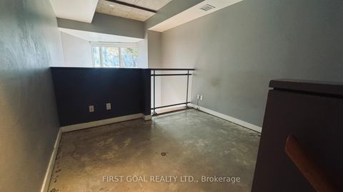 Photo 11 at 123 - 255 Richmond Street E, Moss Park, Toronto