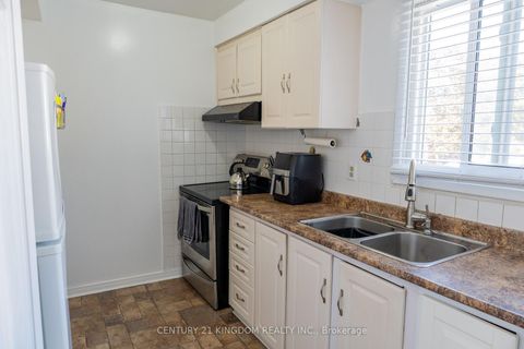 Photo 13 at 80 - 30 Wingarden Court, Malvern, Toronto