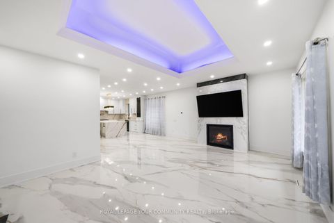 Photo 7 at 72A Oxford Street, Mill Pond, Richmond Hill