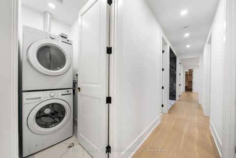 Photo 30 at 72A Oxford Street, Mill Pond, Richmond Hill