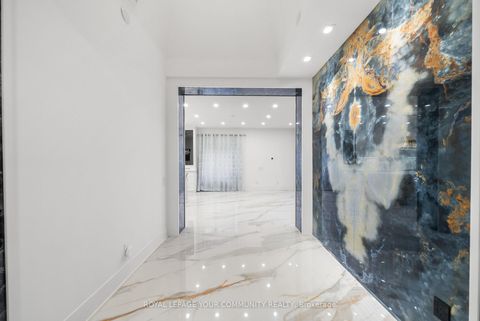 Photo 34 at 72A Oxford Street, Mill Pond, Richmond Hill