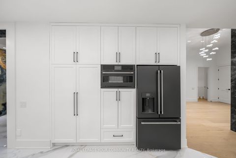 Photo 36 at 72A Oxford Street, Mill Pond, Richmond Hill