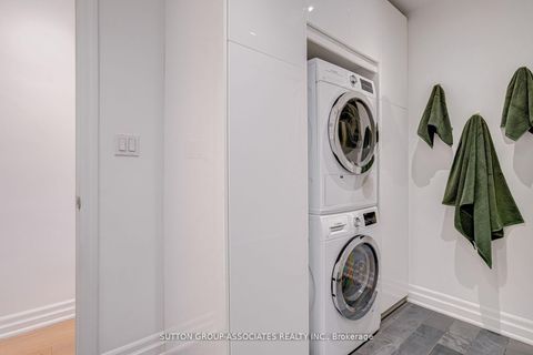 Photo 24 at 466 Montrose Avenue, Little Italy, Toronto