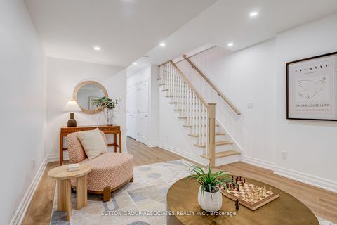 Photo 33 at 466 Montrose Avenue, Little Italy, Toronto