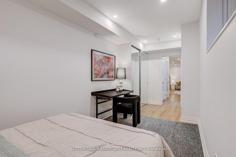 Photo 35 at 466 Montrose Avenue, Little Italy, Toronto