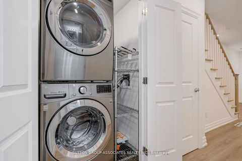 Photo 37 at 466 Montrose Avenue, Little Italy, Toronto