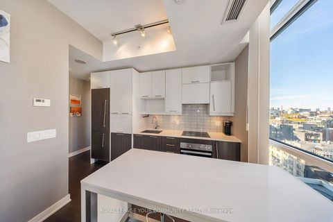 Photo 12 at 1602 - 30 Nelson Street, Waterfront Communities C1, Toronto