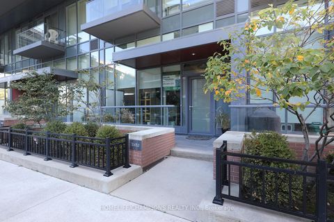 Photo 1 at Th10 - 20 Bruyeres Mews, Waterfront Communities C1, Toronto