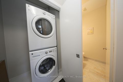 Photo 6 at Th10 - 20 Bruyeres Mews, Waterfront Communities C1, Toronto