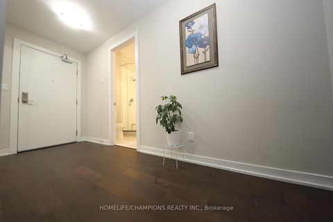 Photo 11 at Th10 - 20 Bruyeres Mews, Waterfront Communities C1, Toronto