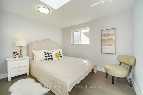 Photo 18 at 36 Pebblehill Square, Agincourt North, Toronto