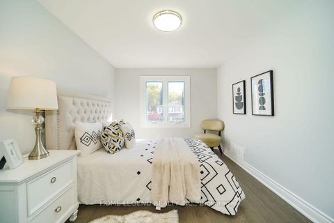 Photo 30 at 36 Pebblehill Square, Agincourt North, Toronto