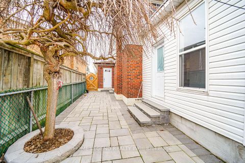 Photo 32 at 36 Pebblehill Square, Agincourt North, Toronto