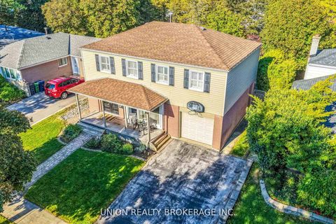 Photo 0 at 32 Bledlow Manor Drive, Guildwood, Toronto