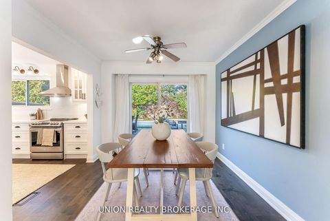 Photo 5 at 32 Bledlow Manor Drive, Guildwood, Toronto