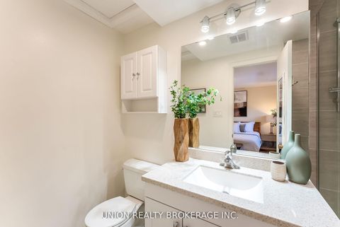 Photo 15 at 32 Bledlow Manor Drive, Guildwood, Toronto