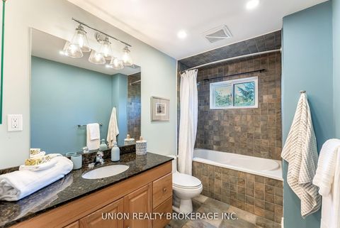 Photo 25 at 32 Bledlow Manor Drive, Guildwood, Toronto