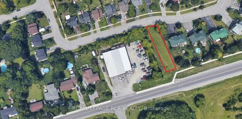 Photo 1 at 9-11 Annamaria Drive, Keswick North, Georgina