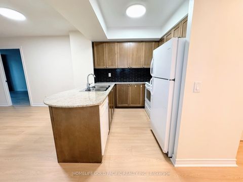 Photo 4 at 2908 - 763 Bay Street, Bay Street Corridor, Toronto