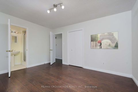 Photo 23 at 17 Brownridge Crescent, Clairville, Toronto