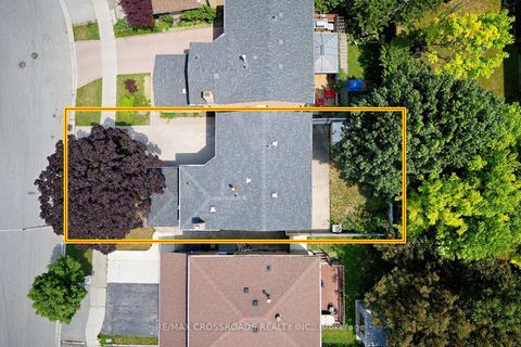 Photo 39 at 17 Brownridge Crescent, Clairville, Toronto