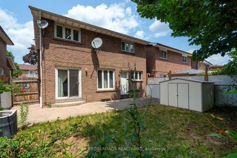 Photo 40 at 17 Brownridge Crescent, Clairville, Toronto