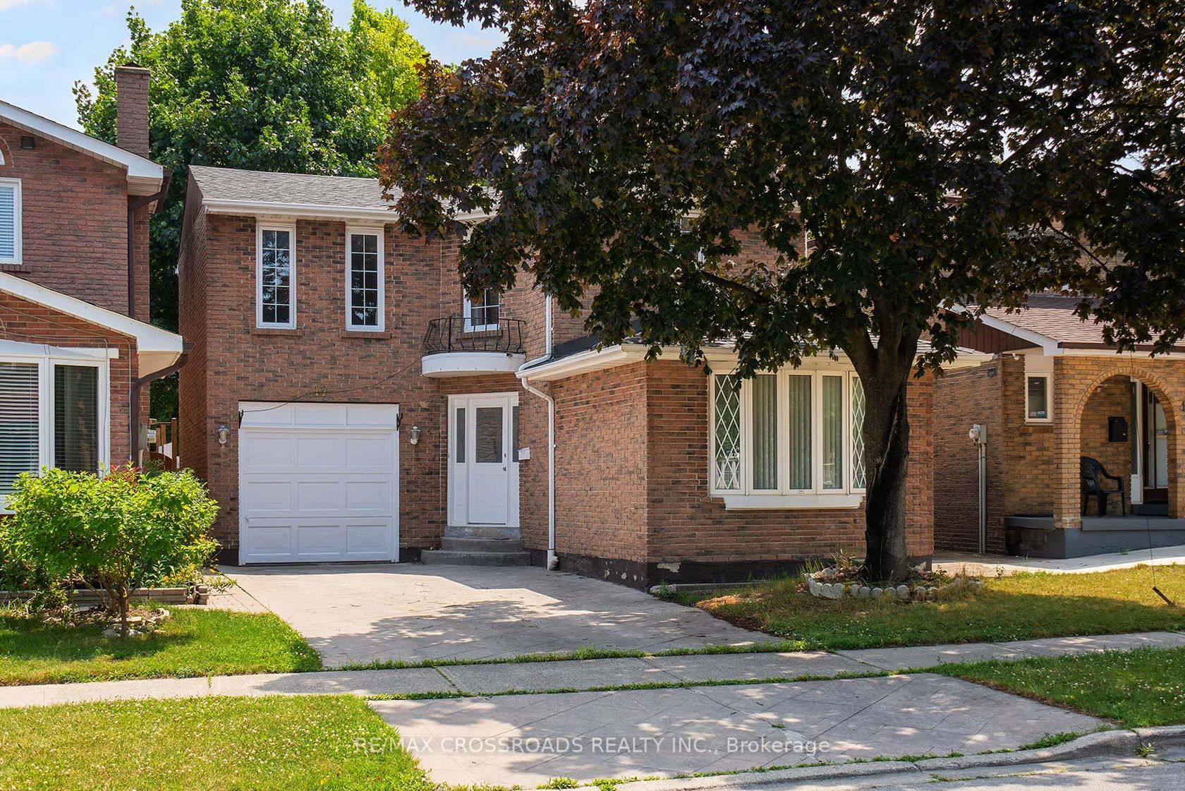 17 Brownridge Crescent, Clairville, Toronto 