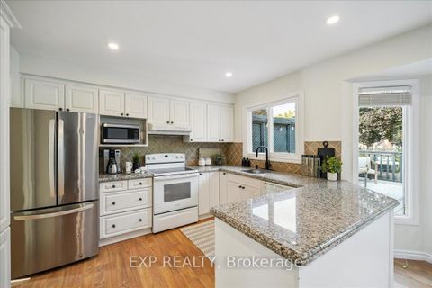 Photo 11 at 1173 Bridlewood Trail, GA Glen Abbey, Oakville