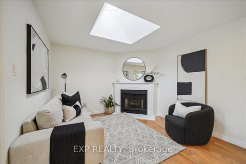 Photo 13 at 1173 Bridlewood Trail, GA Glen Abbey, Oakville