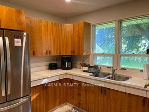 Photo 1 at 31 ORLON Crescent, South Richvale, Richmond Hill