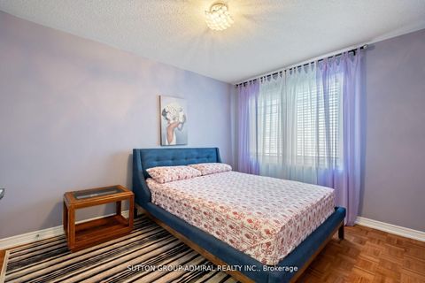 Photo 22 at 11 Thistle Avenue, Jefferson, Richmond Hill