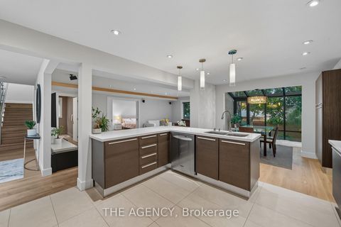 Photo 8 at 92 Citation Drive, Bayview Village, Toronto