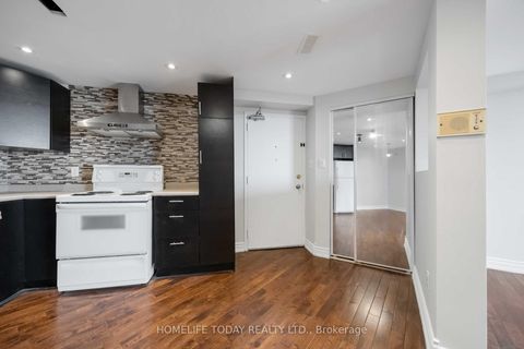 Photo 13 at 1603 - 330 Dixon Road, The Westway, Toronto