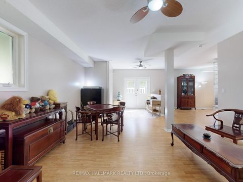 Photo 20 at 2 Snively Street, Oak Ridges Lake Wilcox, Richmond Hill