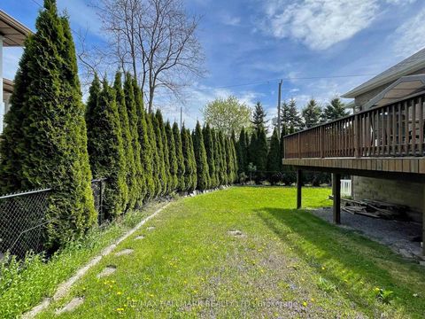 Photo 27 at 2 Snively Street, Oak Ridges Lake Wilcox, Richmond Hill