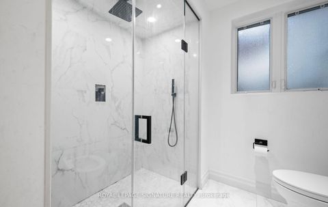 Photo 32 at 16 Kingsborough Crescent, Richview, Toronto