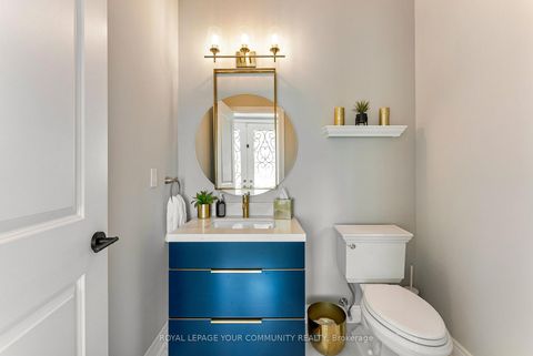 Photo 3 at 39 Rivoli Drive, Vellore Village, Vaughan