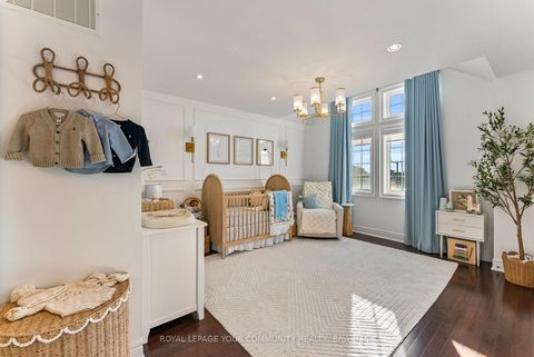 Photo 25 at 39 Rivoli Drive, Vellore Village, Vaughan