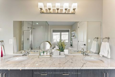 Photo 26 at 39 Rivoli Drive, Vellore Village, Vaughan