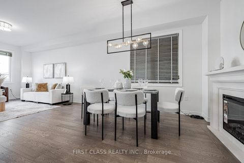 Photo 4 at 38 Hewison Avenue, Rural Richmond Hill, Richmond Hill