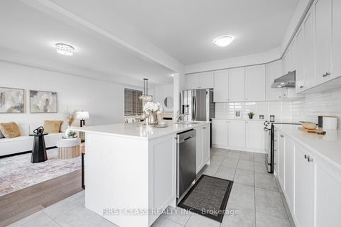 Photo 16 at 38 Hewison Avenue, Rural Richmond Hill, Richmond Hill