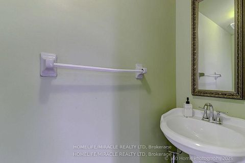 Photo 6 at 7 Creekwood Court, West Woodbridge, Vaughan