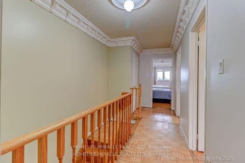 Photo 15 at 7 Creekwood Court, West Woodbridge, Vaughan