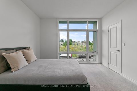 Photo 24 at 138 Factor Street, Kleinburg, Vaughan