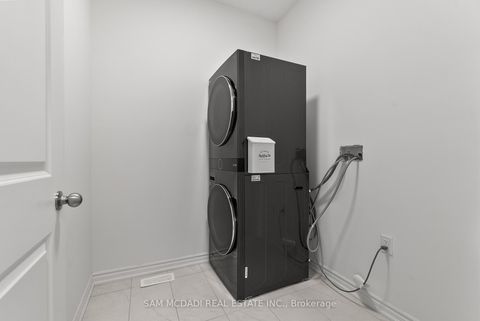 Photo 32 at 138 Factor Street, Kleinburg, Vaughan