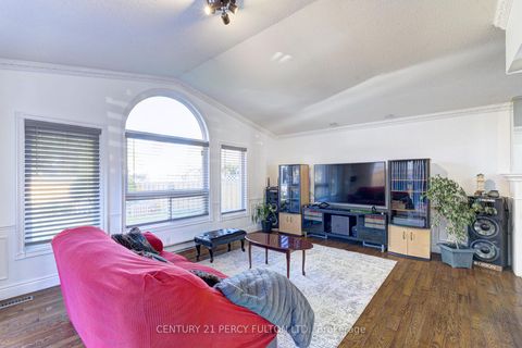 Photo 12 at 56 Snowball Crescent, Malvern, Toronto