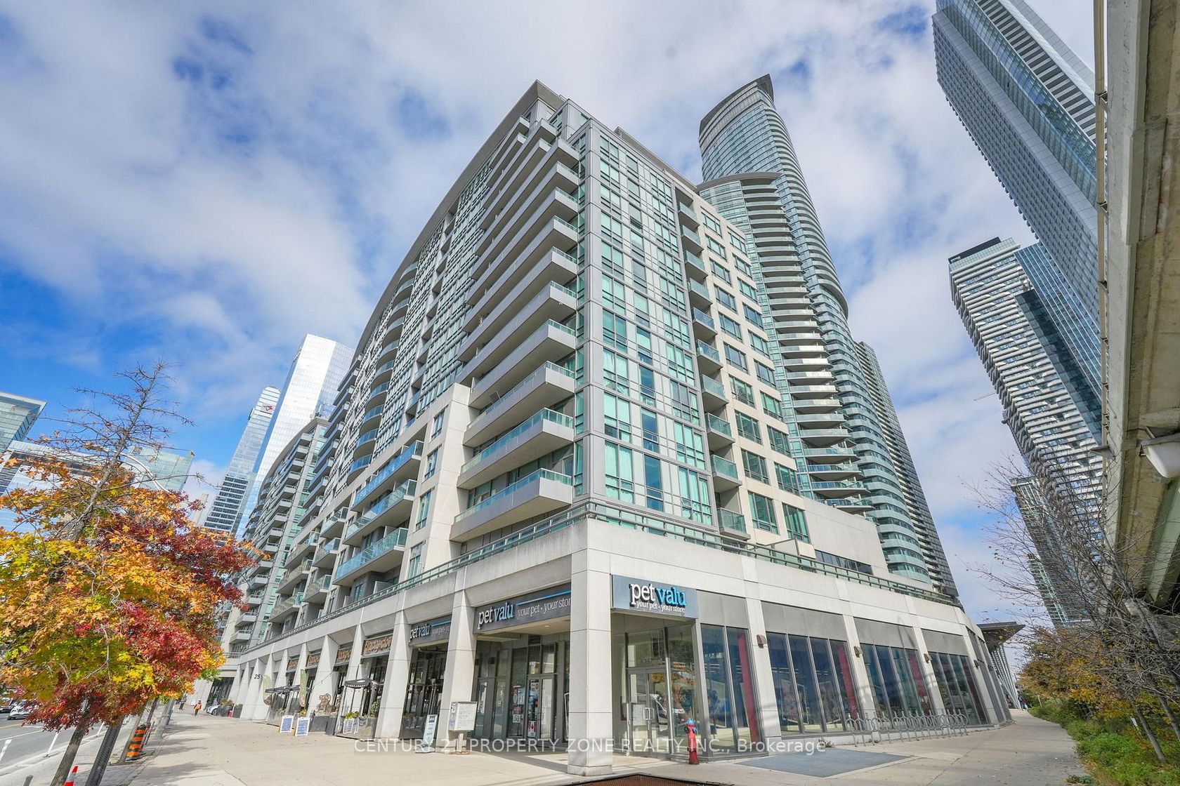 527 - 25 Lower Simcoe Street, Waterfront Communities C1, Toronto 