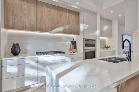 Photo 18 at 104 Roosevelt Road, East York, Toronto