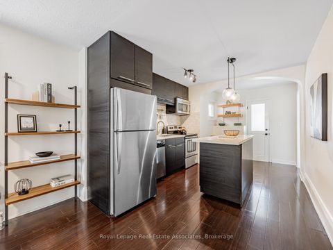 Photo 7 at 5 Little Boulevard, Belgravia, Toronto