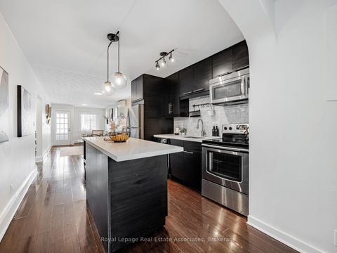 Photo 10 at 5 Little Boulevard, Belgravia, Toronto